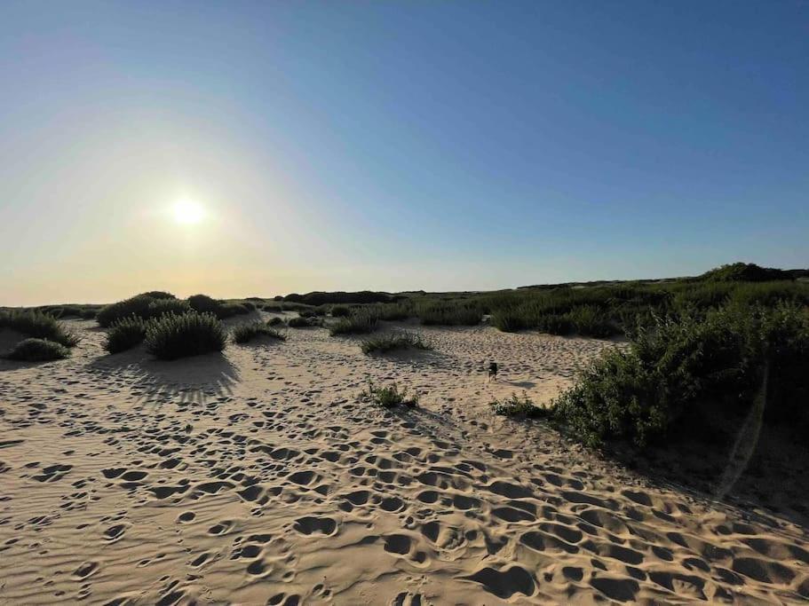 Formby, Spacious True Bungalow Steps From Beach מראה חיצוני תמונה
